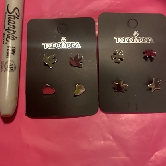 4 pairs Todomoda Earrings - Picture 2 of 7